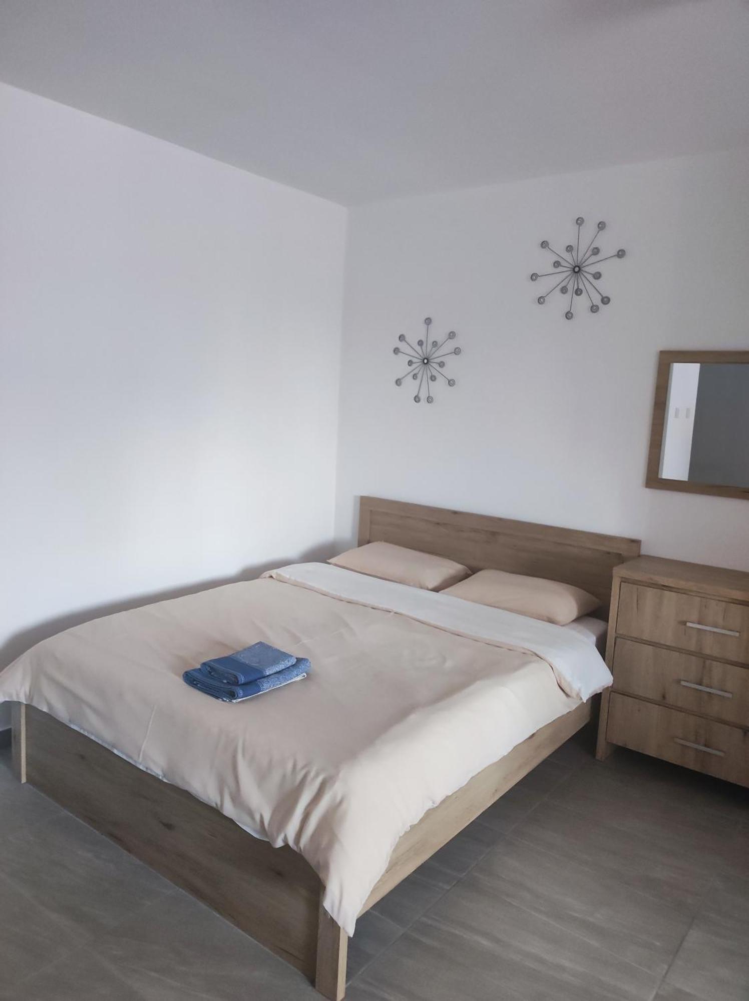 Hawaii Royal Gardens Apartment Лимасол Екстериор снимка