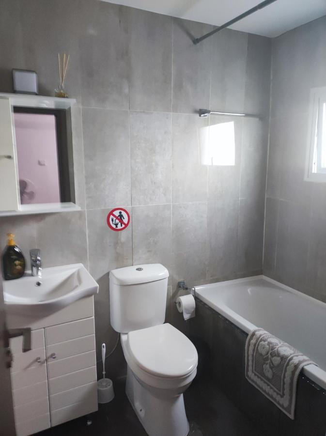 Hawaii Royal Gardens Apartment Лимасол Екстериор снимка