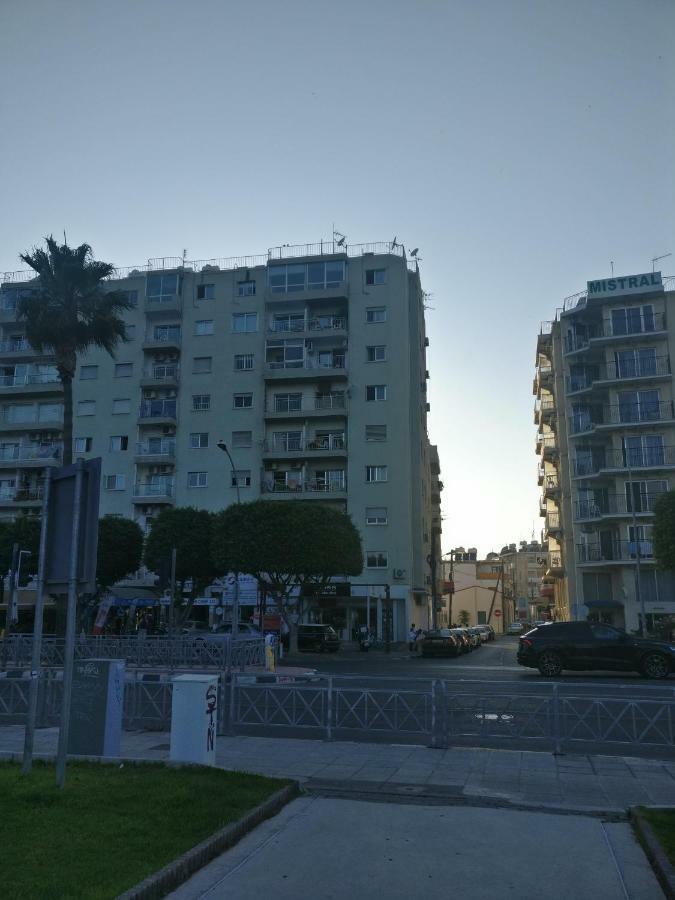 Hawaii Royal Gardens Apartment Лимасол Екстериор снимка